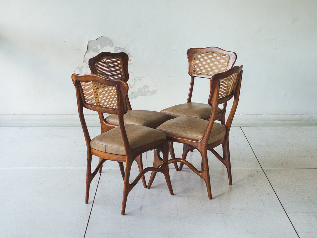 Cadeiras em Caviúna e Palhinha