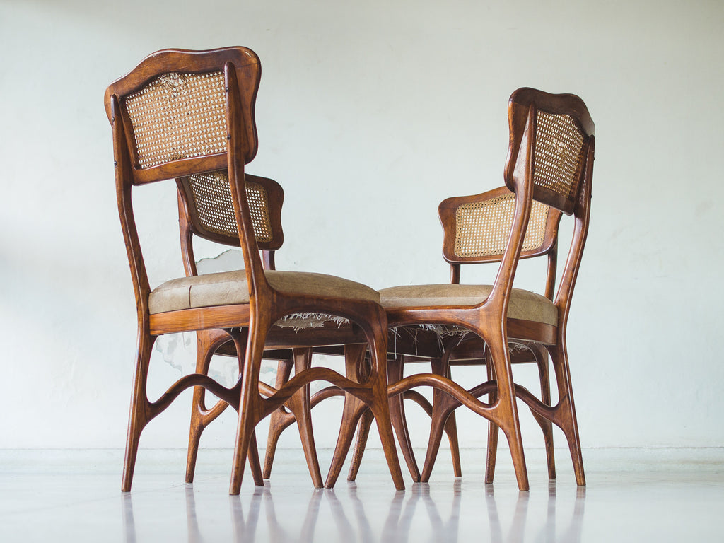 Cadeiras em Caviúna e Palhinha