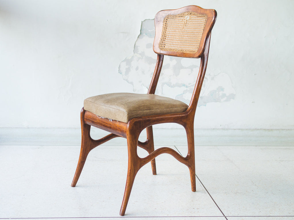 Cadeiras em Caviúna e Palhinha