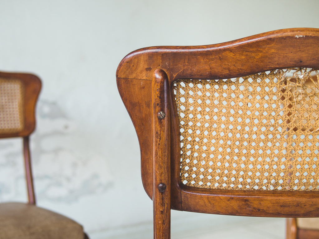 Cadeiras em Caviúna e Palhinha