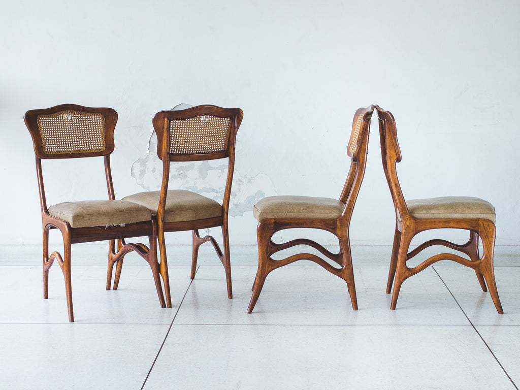 Cadeiras em Caviúna e Palhinha