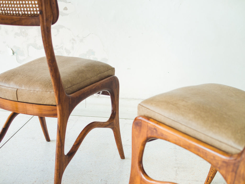 Cadeiras em Caviúna e Palhinha