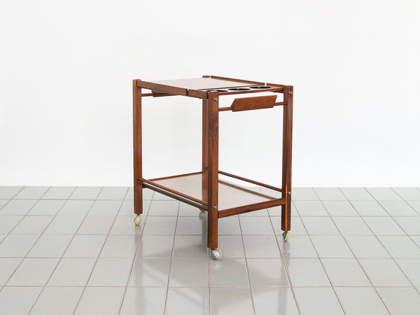 Carrinho de Chá em Caviúna