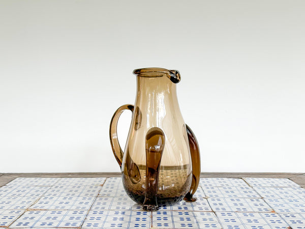 Jarra de Vidro Escuro com Pés