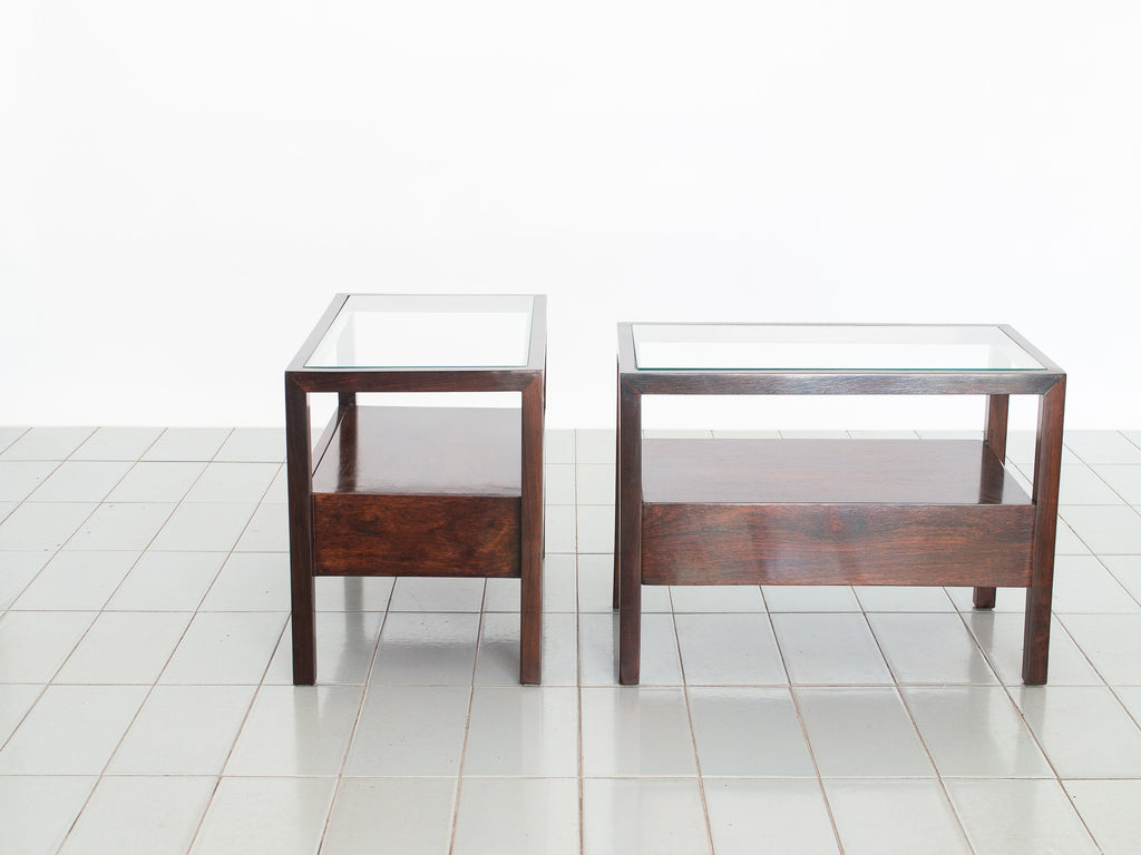 Par de Criados em Jacarandá e Vidro