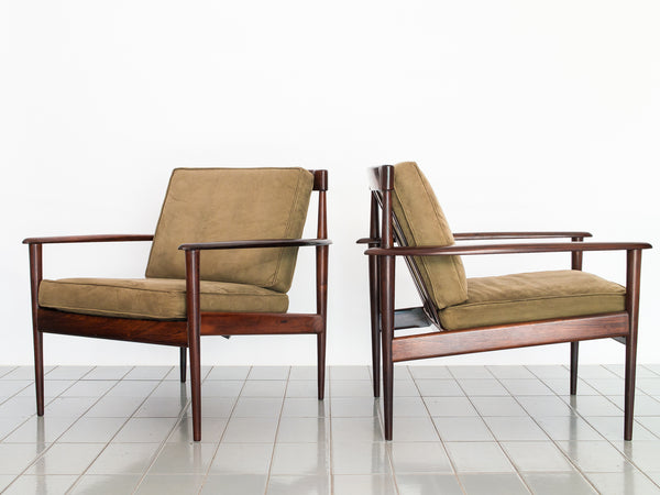 Rino Levi | Par de poltronas em Jacarandá