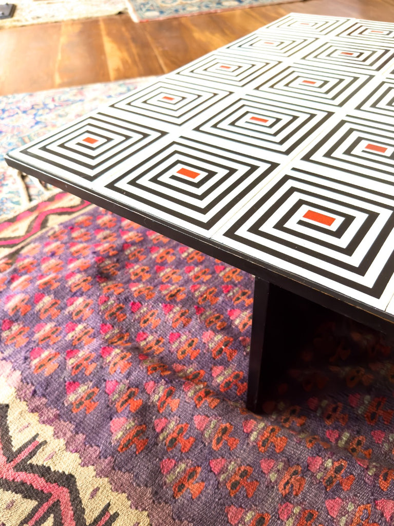 Joaquim Tenreiro |  Mesa de Centro com Tampo de Azulejos