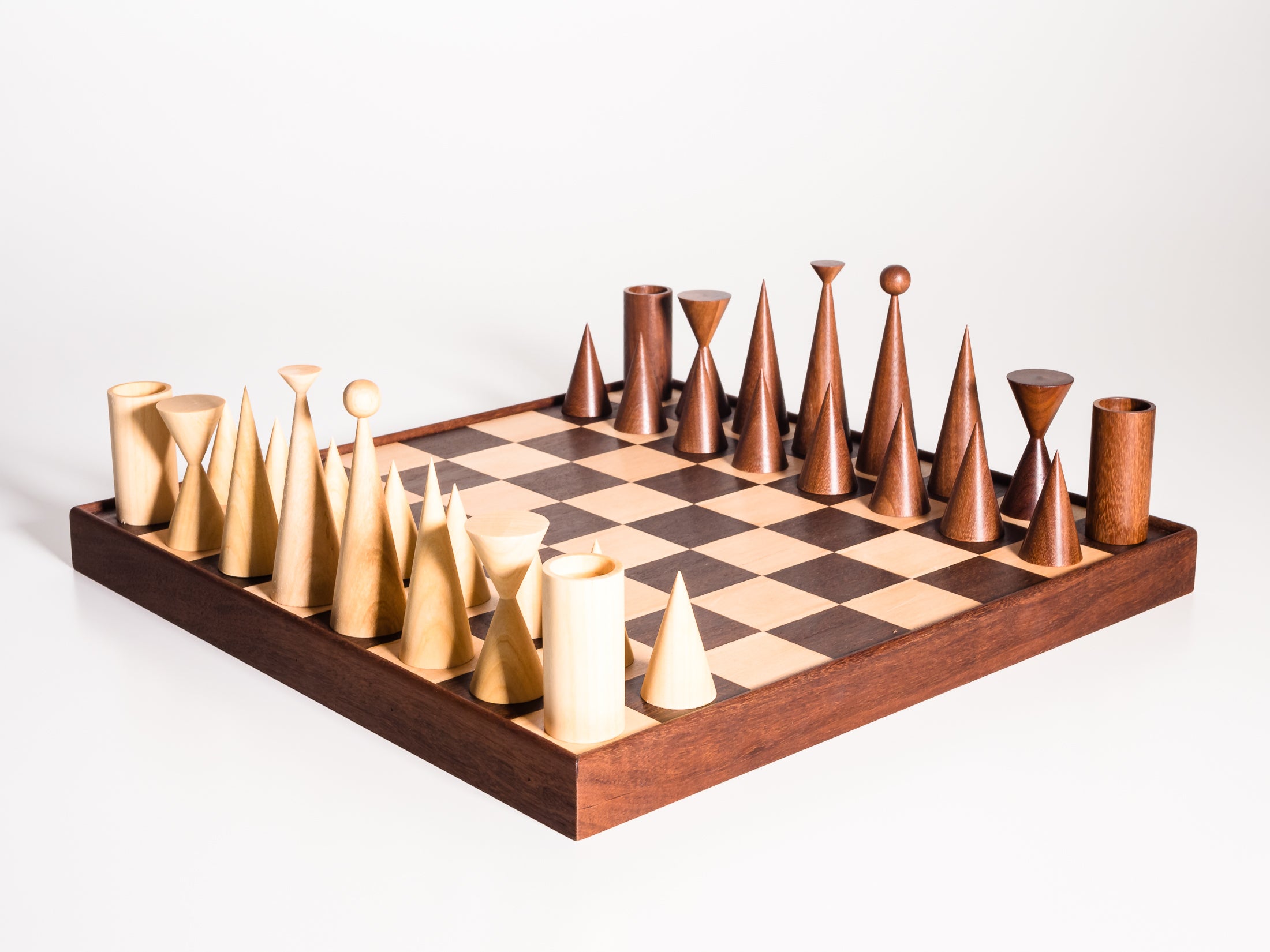 Tabuleiro de xadrez vazio sem peças de xadrez